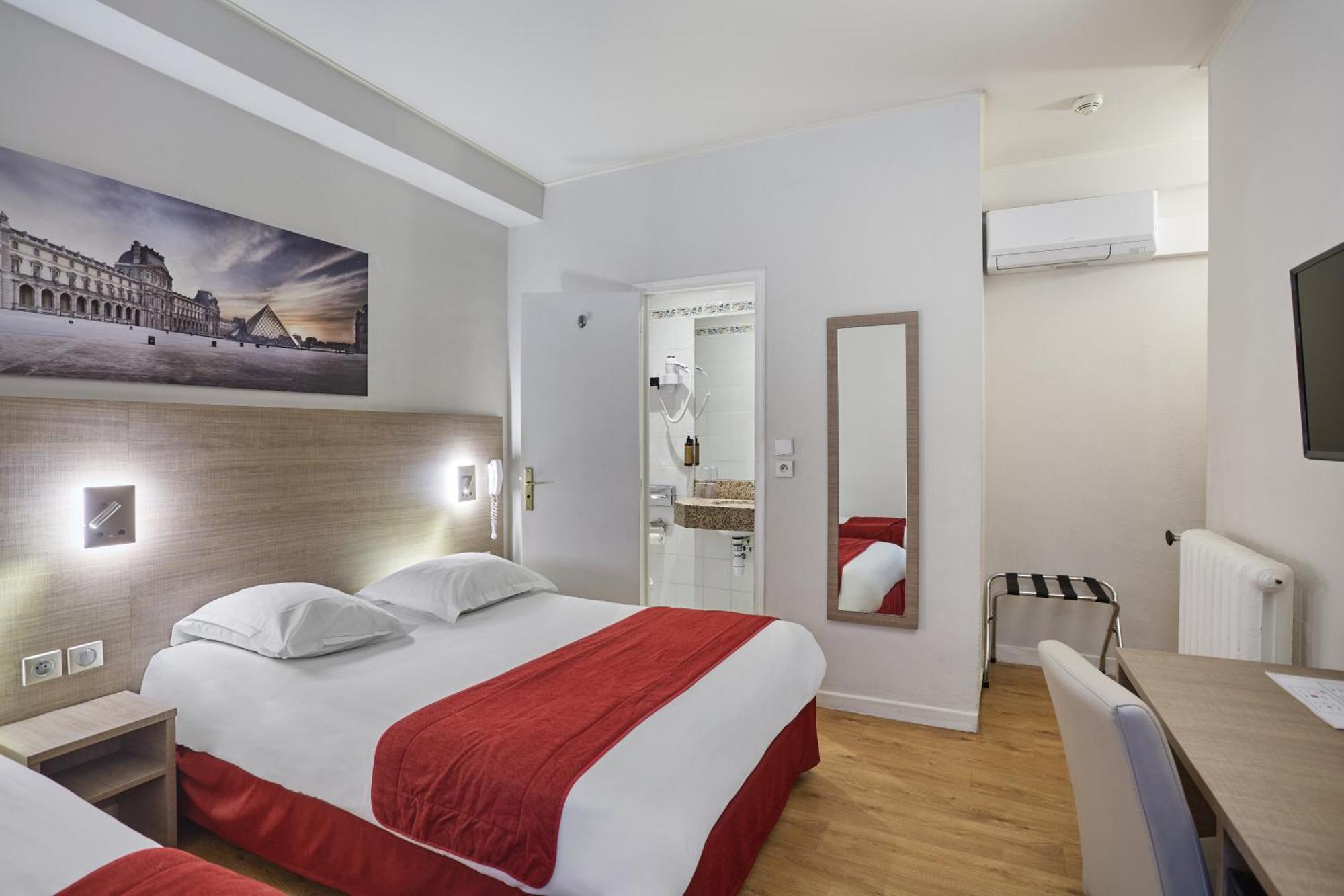 Hotel Lux Picpus Paris Exterior photo